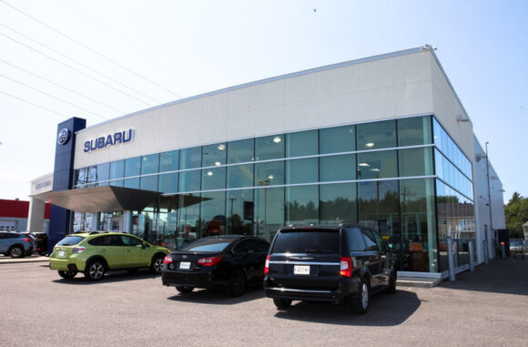 Devanture de magasin – Subaru Joliette